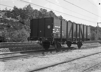 167538 Afbeelding van kolenwagen nr. NS 56222 (type GTMK) van de N.S. op het emplacement te Maarn.
